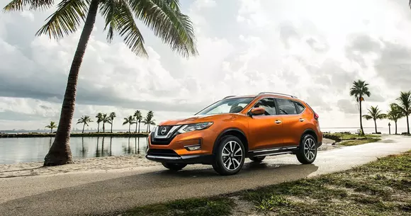 Nissan Rogue (X-Trail) primește un facelift - Poze și detalii oficiale