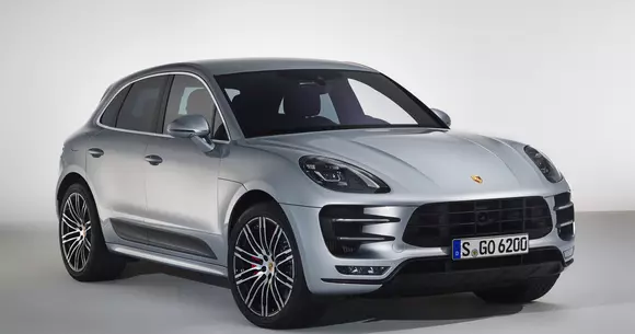Porsche Macan Turbo este disponibil cu pachetul Performance
