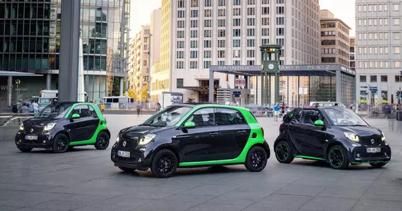 Gama smart primește versiuni electrice