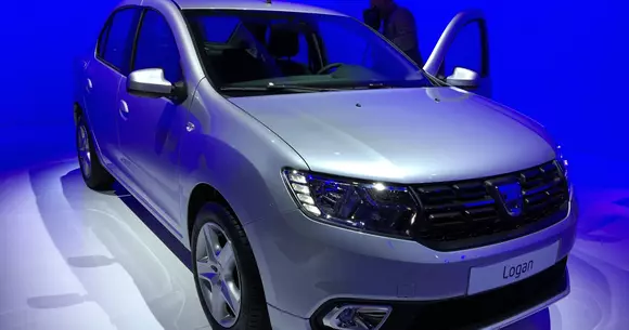 LIVE Paris 2016 - Dacia aduce noi tehnologii și un design fresh în gamă