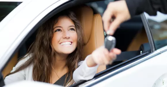 3 moduri extrem de simple prin care poți construi un business profitabil în jurul mașinilor