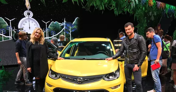 LIVE Paris 2016 - Opel Ampera-e surprinde cu o autonomie de 500 km