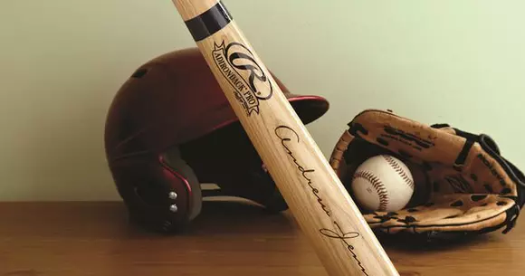 Ai voie să deții o bâtă de baseball în mașină?