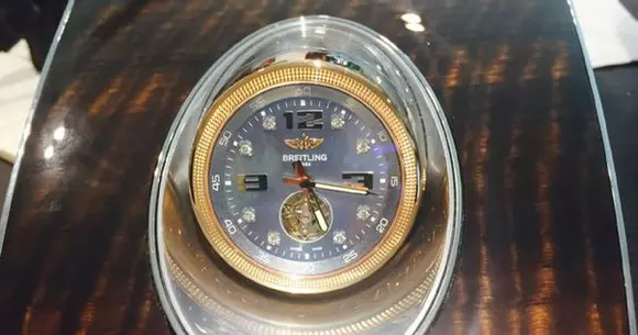 Iată de ce Bentley Bentayga costă atât de mult