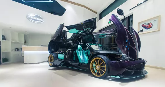 Pagani Huayra Dinastia sau cum să atragi atenția în cel mai tare mod