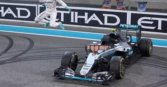 Formula 1 - Nico Rosberg este noul campion mondial