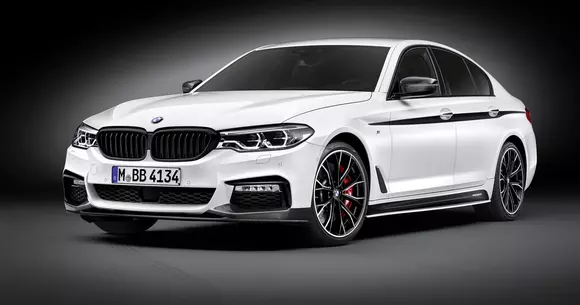 BMW își condimentează noua Seria 5 cu elemente M Performance