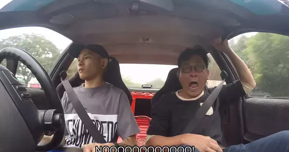 Glume de drifter: Nu face asta cu tatăl tău!