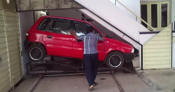 Criza locurilor de parcare: o soluție care nu va plăcea nimănui.