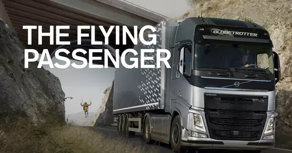 Volvo a lansat un nou spot genial - Pasagerul zburător