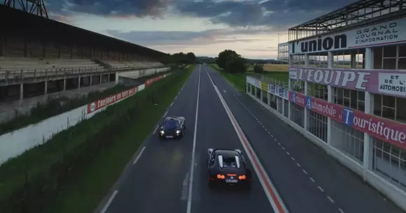 Duelul titanilor - McLaren F1 față în față cu Bugatti Veyron