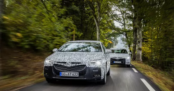 Opel Crossland X este crossoverul care va înlocui Meriva