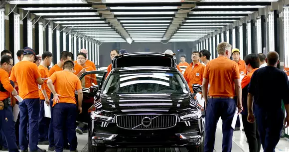 Volvo mută producția modelului S90 în China