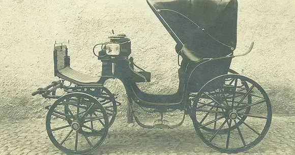 Ce se întâmpla în Alba Iulia pe vremea în care nu erau mașini! Cum se lua "permisul" de trăsură în anii '20