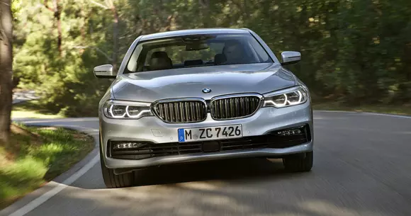 BMW 530e iPerformance - Hibridul elegant