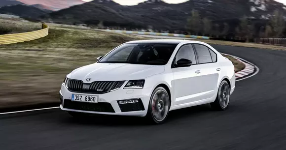 Skoda Octavia RS facelift - Poze și detalii oficiale