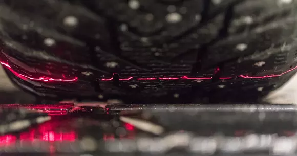 Tu știi ce adâncime are profilul anvelopei tale?