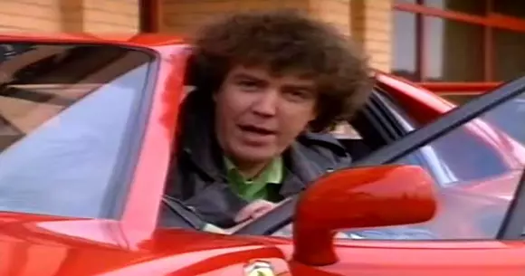 Iată cum prezenta Jeremy Clarkson mașini acum 25 de ani (VIDEO)
