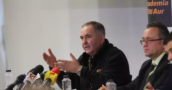 Titi Aur, despre ce măsuri ar trebui să ia statul: Să uite de deficitul de 3% și să facă împumuturi pentru a-i susține pe cei afectați