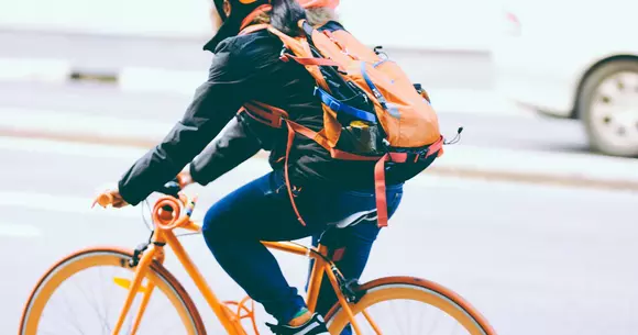 Cod rutier 2019: amenzi noi pentru bicicliști. Care este plafonul de sancțiuni