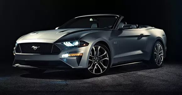 Ford Mustang Convertible facelift - Primele poze oficiale