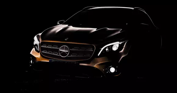 Prima imagine teaser cu viitorul Mercedes-Benz GLA facelift