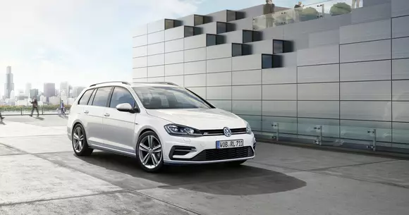 Volkswagen Golf facelift, acum și în echiparea R-Line