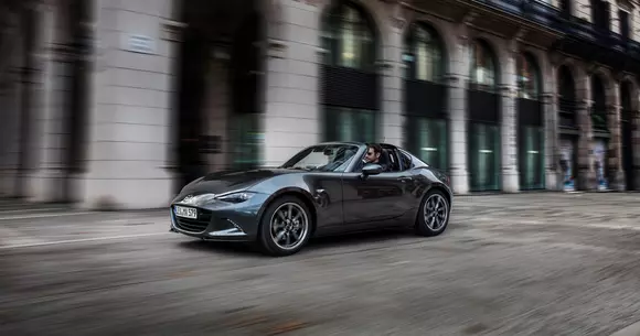 Mazda MX-5 RF debutează în România - Lista de prețuri