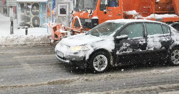 Postarea lui Godină care a stârnit controverse! Calci întotdeauna ambreiajul înainte de a apăsa frâna? Vezi unde greșești!