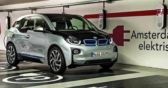 Vânzări în noiembrie 2016: Spre un final de an bun