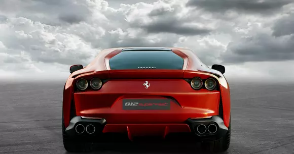 Ferrari este primul constructor auto care oferă garanție pe 15 ani