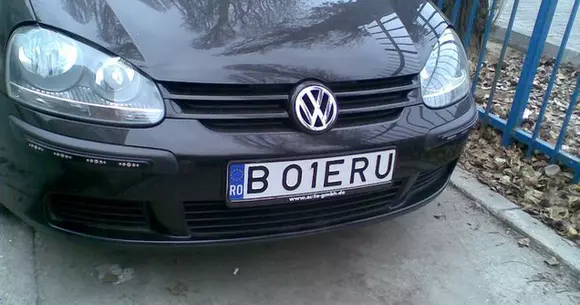 Numere de înmatriculare românești lipsite de imaginație. Al tău se numără printre ele?