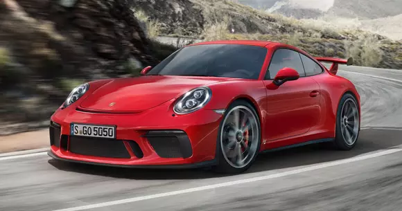 Geneva 2017: Puriștii au de ce să se bucure! Porsche 911 GT3 păstrează motorul aspirat, dar primește o cutie manuală