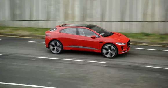 Google va folosi 20.000 de mașini electrice Jaguar pentru un serviciu de taxi