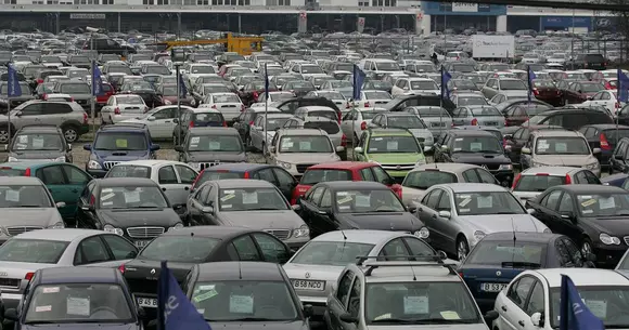 Semnal de alarmă: se vor înmatricula peste jumătate de milion de maşini second în 2017