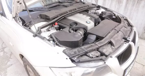 3 scule pe care să le ai mereu la tine, în mașină