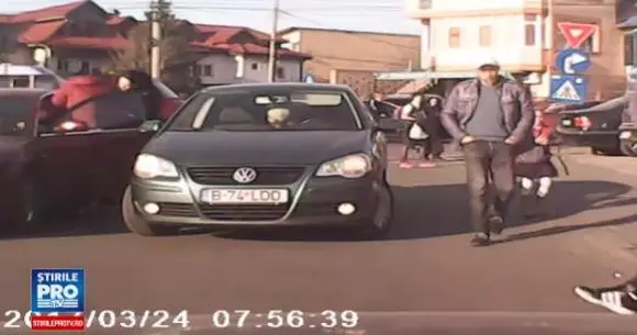 Un șofer a fost bătut în trafic fix în București. Motivul disputei? Un loc de parcare | VIDEO