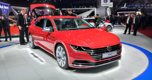 Geneva LIVE 2017 - Standul Volkswagen - Arteon și Tiguan Allspace