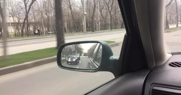 De ce merge întotdeauna o mașină în spatele automobilului lui Ion Țiriac atunci când afaceristul se plimbă prin Capitală?