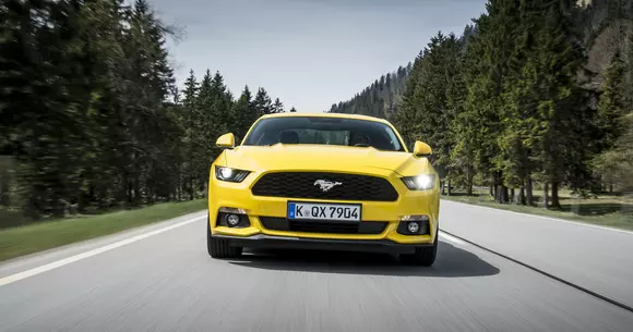 Ford Mustang este cel mai bine vândut model sport din lume