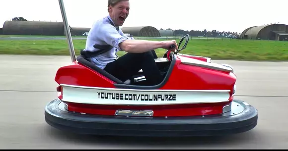 The Stig a mers cu cea mai rapidă mașinuță bușitoare. A prins peste 170 km/h