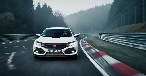Honda Civic Type R a devenit regina mașinilor cu tracțiune față de pe Nurburgring