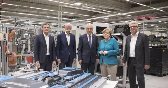 Fabrică de baterii de 1 miliard euro pentru Mercedes-Benz