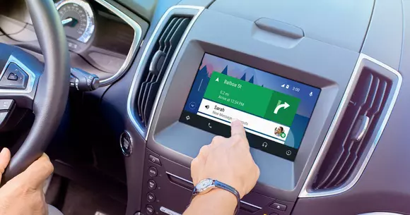 Actualizările software pentru autoturismele Ford se pot face wireless