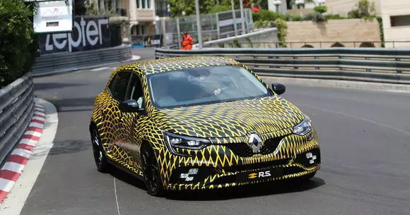 Noul Renault Megane RS prezentat la Monaco. Galerie foto completă.