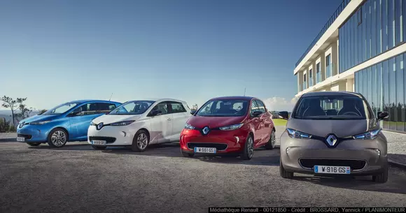Renault Zoe cu autonomie de 400 km este disponibil la vânzare în România. Avem și prețuri.