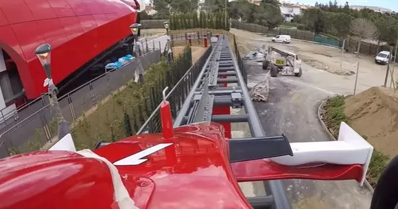 Ferrari a inaugurat primul parc tematic din Europa. Vezi cum arată cel mai rapid montagne russe! | VIDEO