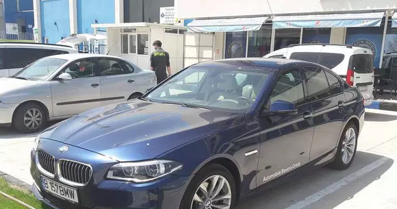 Hagi, noul campion al României! Ce automobile conduce "Regele"!