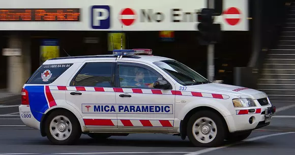 A condus singur câțiva kilometri buni după ce a suferit un atac de cord