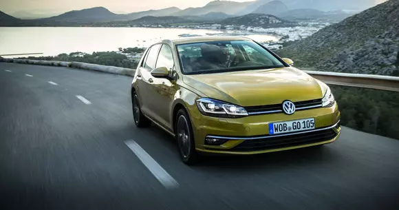 Volkswagen Golf 7 facelift - Actualizarea unui etalon